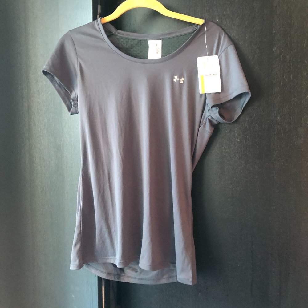 NWT Under Armour Dry Fit T Shirt Size Small